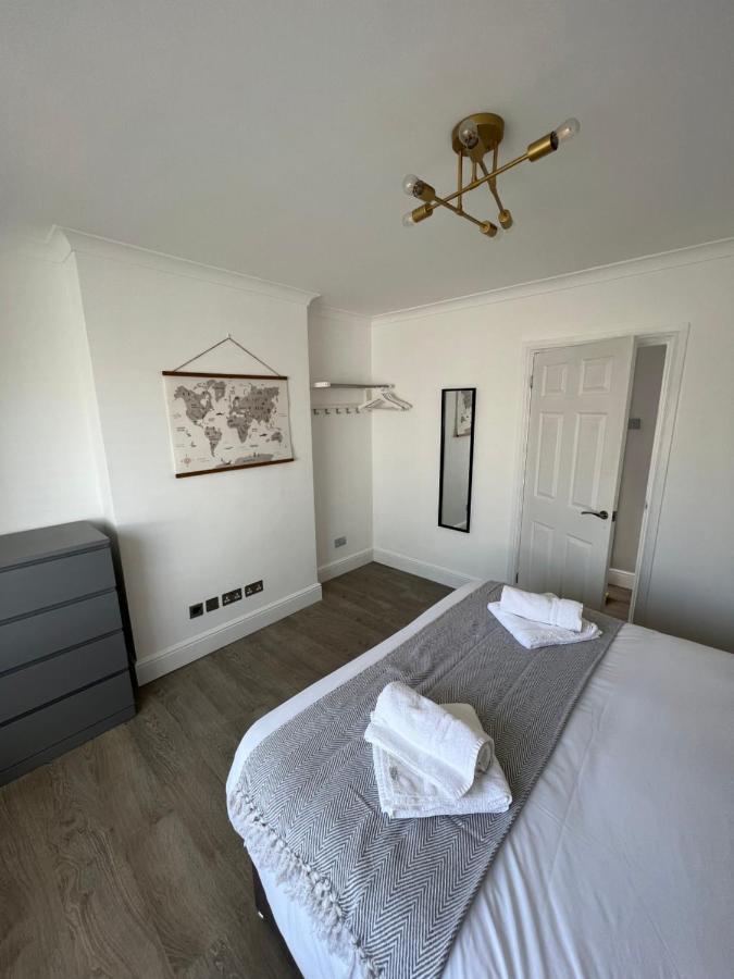 3 Bed Luxury Open Plan Living Villa Rayleigh Esterno foto
