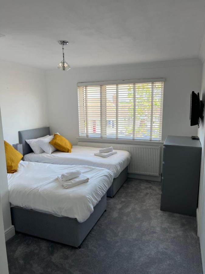 3 Bed Luxury Open Plan Living Villa Rayleigh Esterno foto